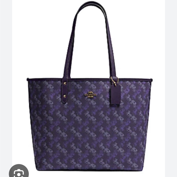 Is Purple Your Passion?? This REVERSIBLE COACH Tote Bag Belongs In Your Closet - Picture 2 of 5